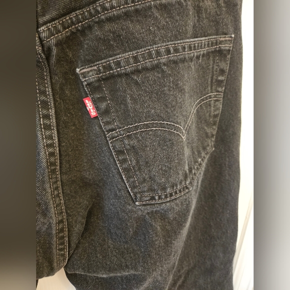 Vintage Levi's 501 button fly men's or women's size 32x32 - Picture 6 of 8